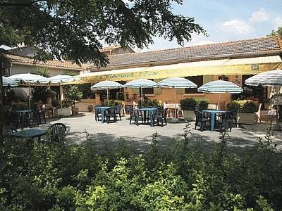 Logis Hotel Restaurant Le Flamant Rose Camargue Albaron Exterior foto